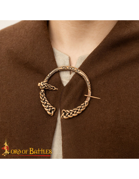 Broche medieval vikingo entrelazado,...