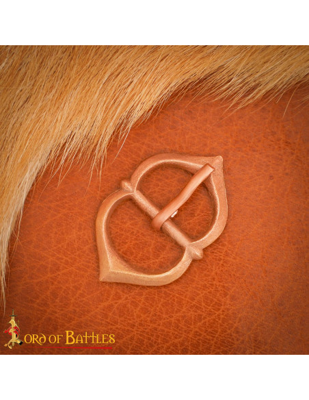 Middelalderbæltespænde i poleret bronze