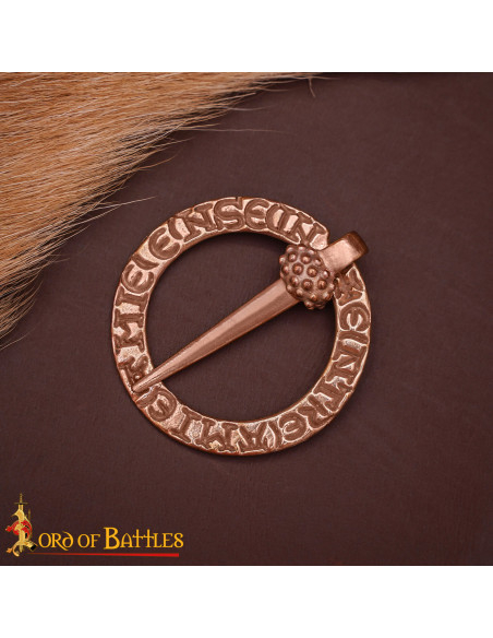 Broche medieval nòrdico forma de...