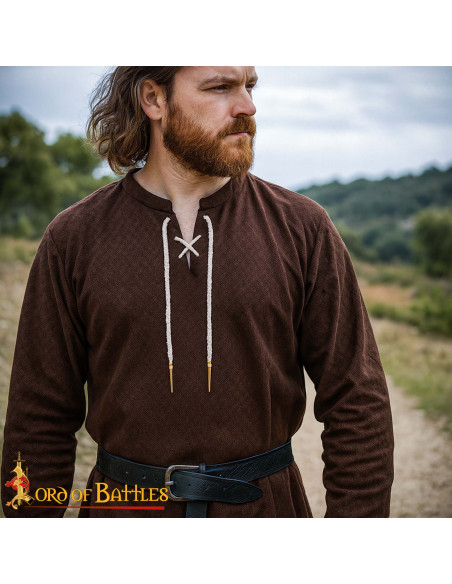 Set van 5 middeleeuwse koorden...