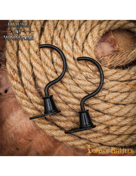 Paar mittelalterlicher Halter zum...