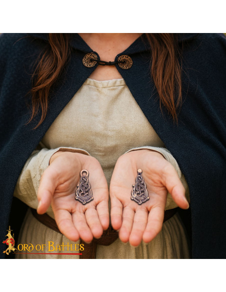 Vikinge kappelukning i patineret bronze