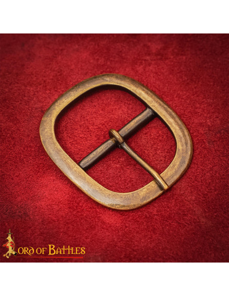 Ovaler mittelalterlicher...