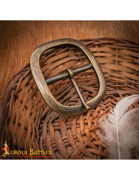 Middeleeuwse ovale gesp van verouderd...