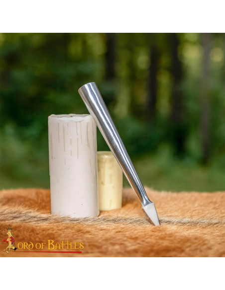 Cabeza de lanza medieval triangular...