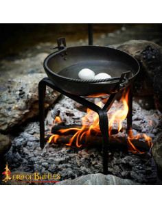 Mittelalterliches Dreibein für Feuer aus Schmiedeeisen... 2