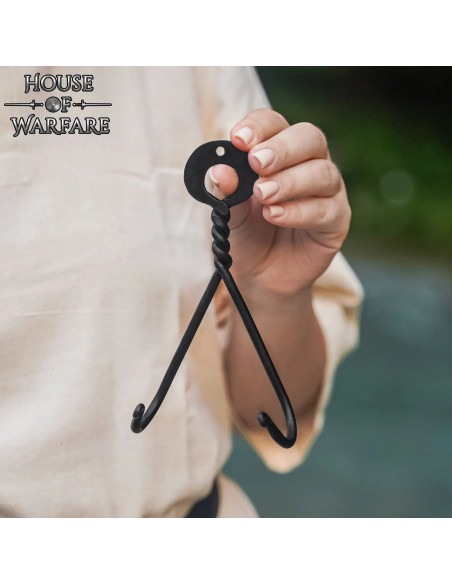 Muurhanger voor zwaarden van gesmeed...