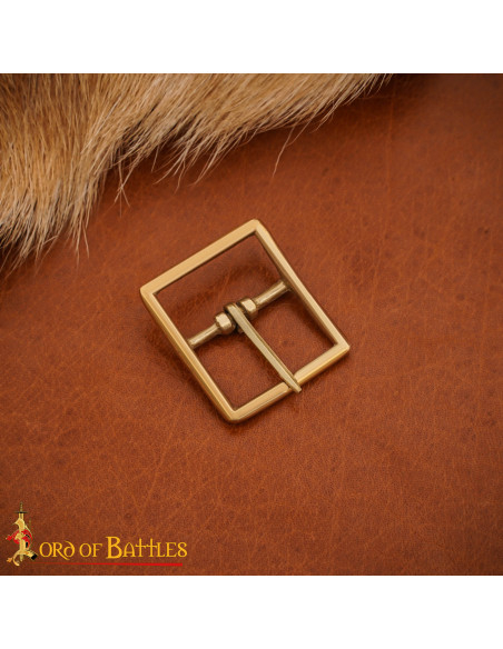 Massieve messing middeleeuwse gesp...