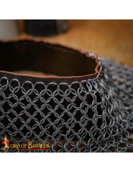 Medieval stål mesh gorget med læder,...