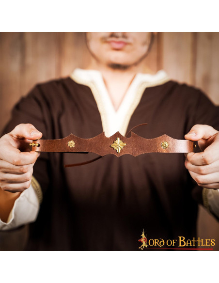 Læde- og messingkrone til fantastisk...