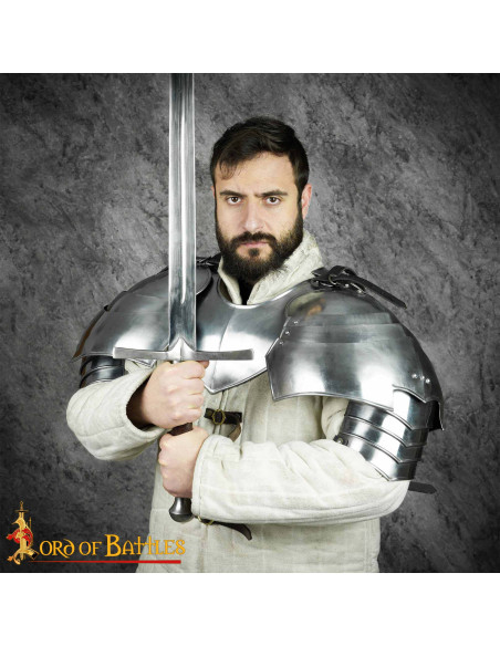 Mitteltales für Cosplay und Nachstellung