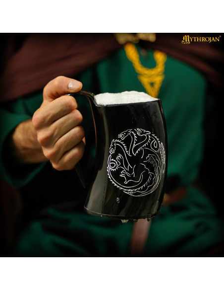 Vikingse hoornbeker met draak en riem