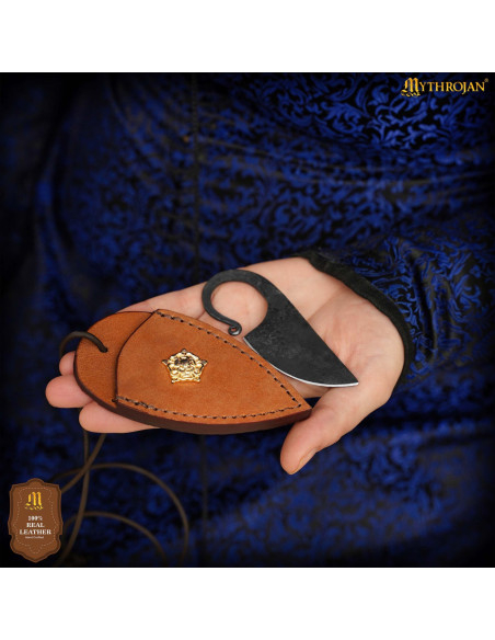 Cuchillo de hierro forjado con funda...