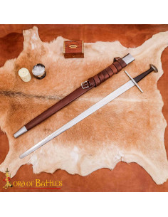 Normandische Zwaard Type XI Gehard Staal met Schede