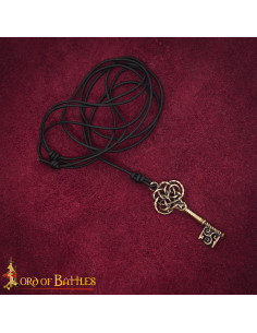 Colgante medieval en bronce fundido, forma de llave 2