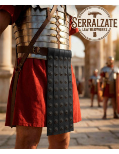 Römischer Militärgürtel aus schwarzem Leder, 4 Pteryges 2