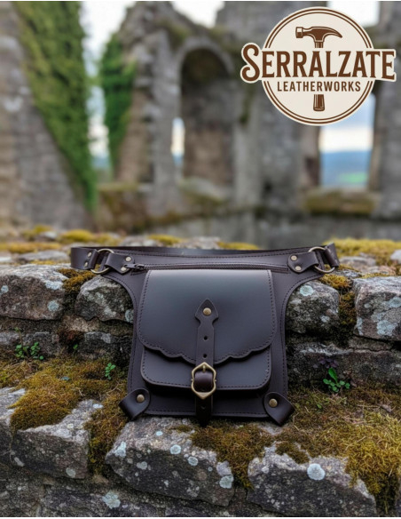 Bolso medieval piel alta calidad...