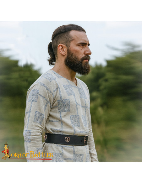 Dekorativ middelalderlig bæltespænde...