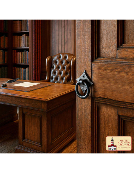 Tirador medieval en hierro fundido...