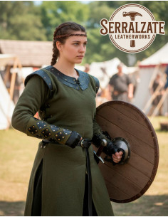 Brazales medievales reforzados verde oliva LARP 2