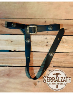 Cinturón Explorador del Norte con Hebilla Labrada, negro