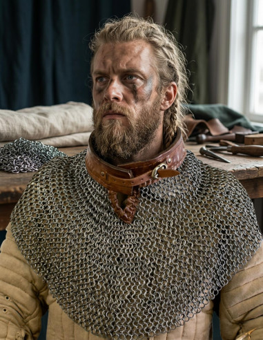 Gola, manto de obispo