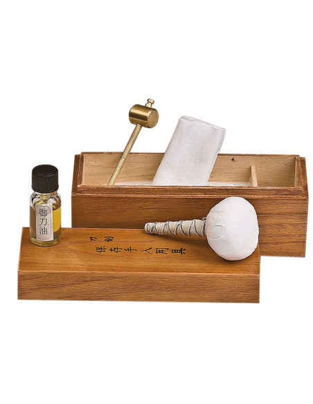 Praktisk Katana kulstofstål klinge, kuffert og rengøringssæt