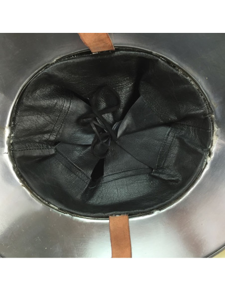 Versterkte ronde capeline