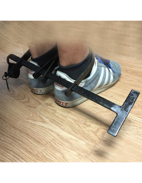 Esposas medievales con candado