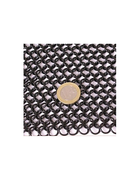 Zwart stalen maliënkolder