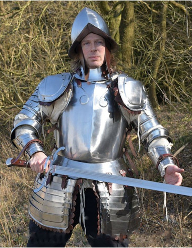 Armadura completa infantería, siglo XVI 