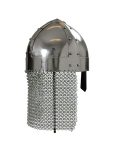 Wikingerhelm mit Kettenhemd