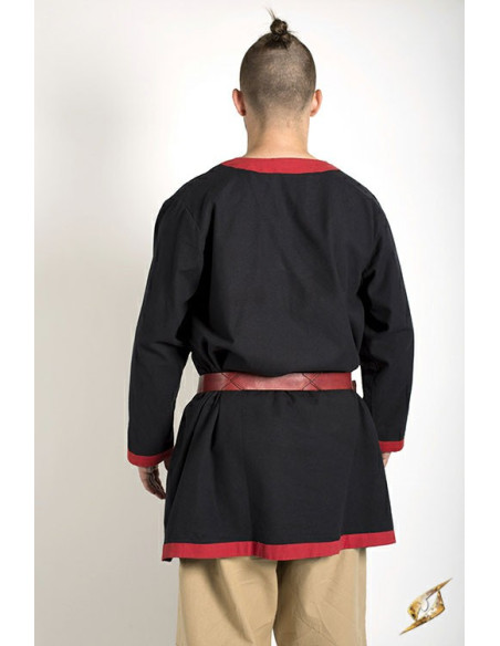 Epische mittelalterliche Tunika