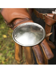 Protector medieval para manos