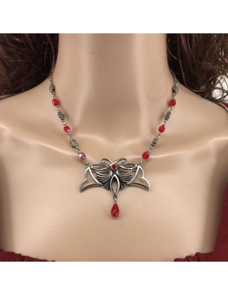 Colgante con perlas de cristal