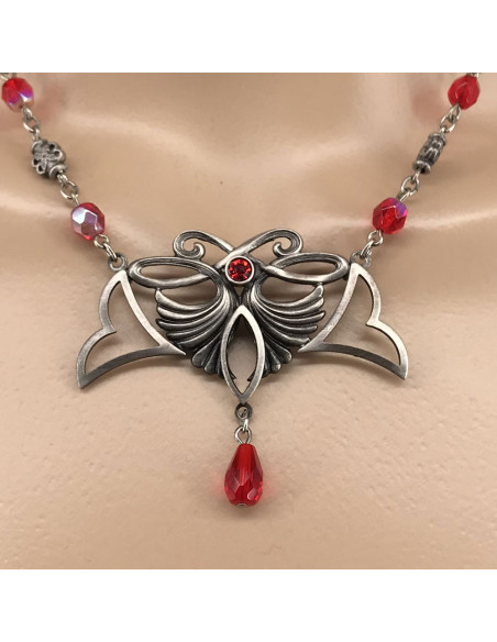 Colgante con perlas de cristal