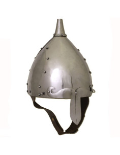 Kampfbereiter slawischer Helm