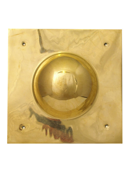 Firkantet umbo i messing