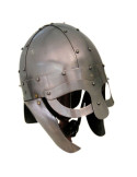 Vikinghelm met masker en bescherming