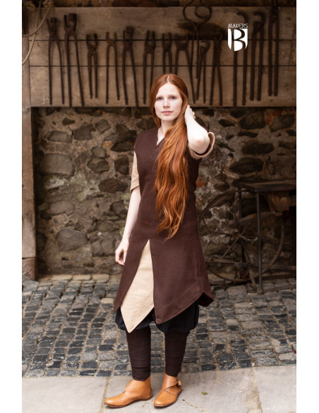 Meril Damentunika, braune Wolle