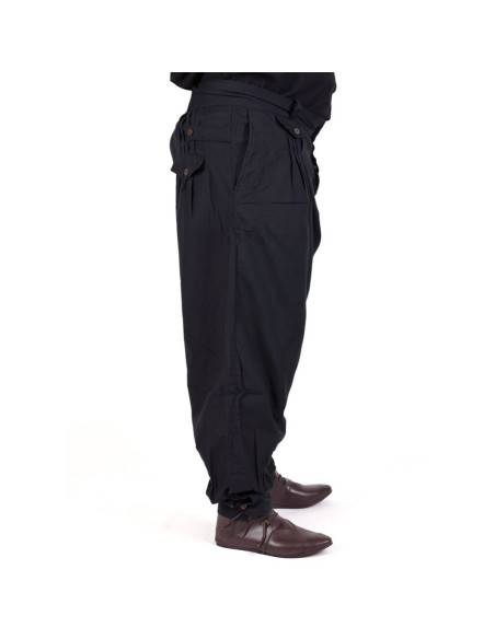 Mittelalterliche Hose mit Knöpfen