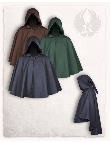 Capa corta con capucha