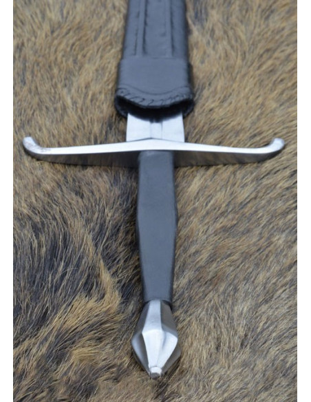 Italiaanse hand en een half zwaard