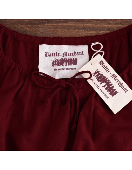 Ana mittelalterliches Kleid, Rotwein