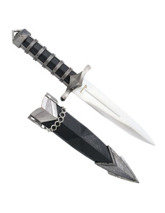 Mittelalterlicher Dolch, mit Scheide