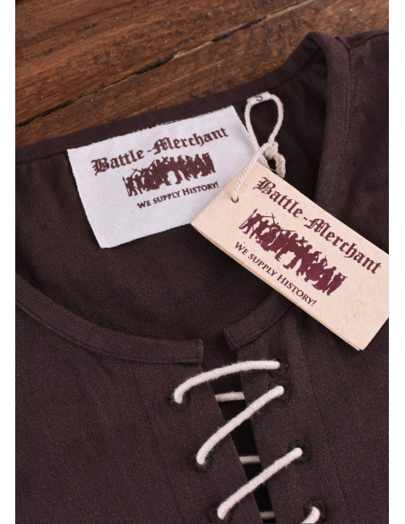 Ava langes mittelalterliches Kleid