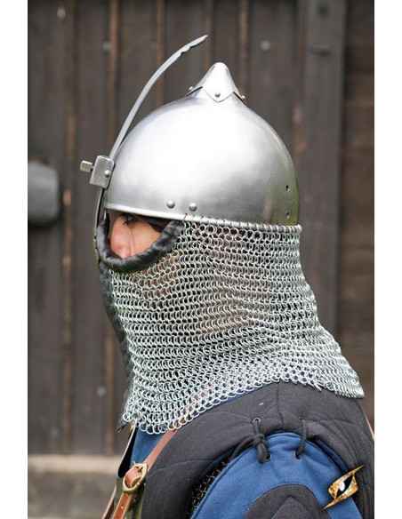 Perserhelm mit Kettenhemd