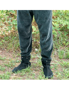 Mittelalterliche elastische Samthose