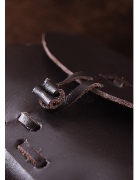 Bolso medieval en piel de vaca