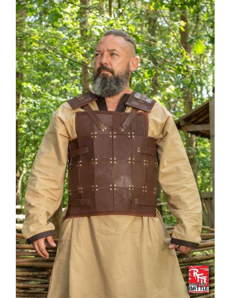 Mittelalterliche Kriegerrüstung, Leder